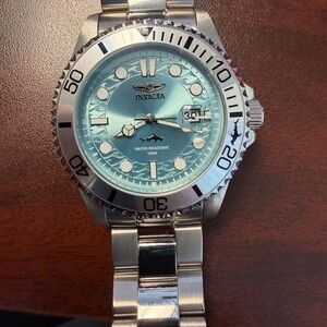 Invicta Pro Diver Men's Watch - Aqua Dial and Silver Band - 43mm